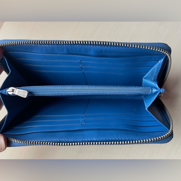 Accordion Zip Wallet In Signature Canvas - Picture 6 of 8